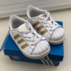 Adidas Superstar White and Gold sz 4